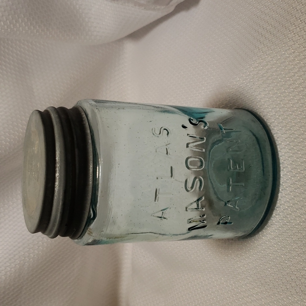 ATLAS Mason's blue Jar